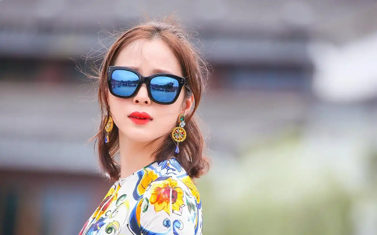 美女明星江一燕唯美图片桌面壁纸