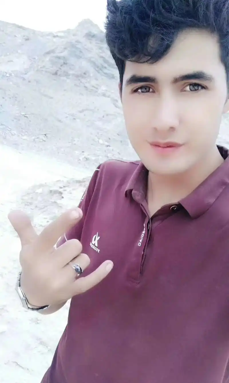 男人 #一人一车一世界 很多时候,最好的安慰就是给自己说一 - 兑趑