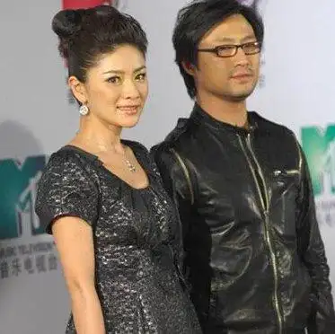 汪峰的老婆是谁汪峰的几任妻子都是谁 - 新宇视窗