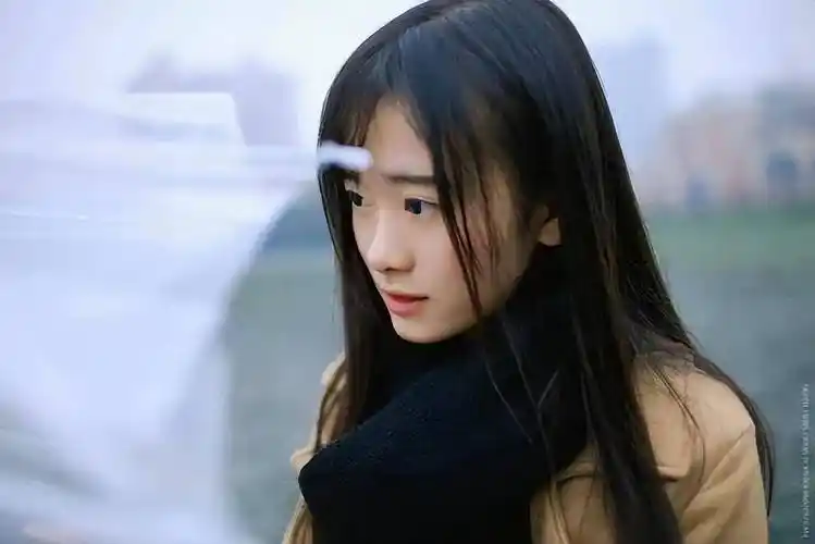 15岁"书模"鞠婧祎太美了!雪肤玉貌大长腿清丽脱俗_美得_小鞠_写真