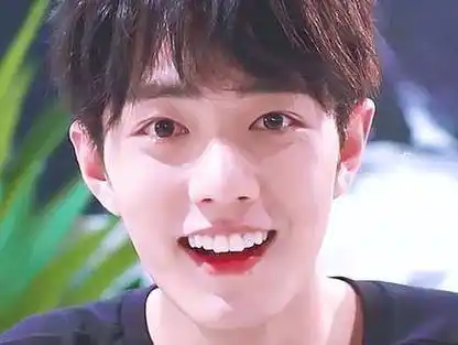 战战的笑容真的好甜好治愈96你一笑我的心都化啦|肖