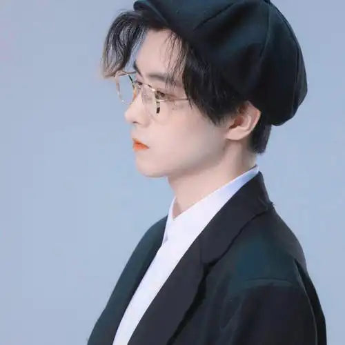 美人不屑邓孝慈