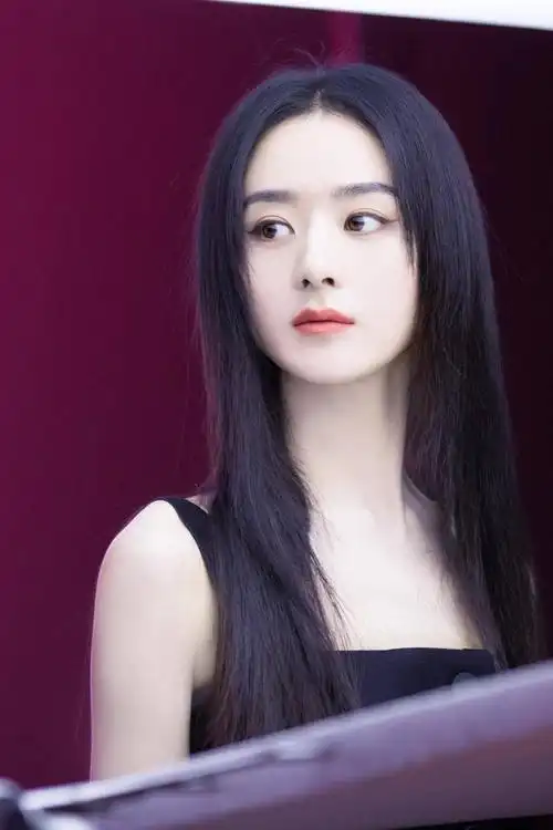 赵丽颖优雅高贵写真珍藏:国民女神,唯美靓丽!_举报