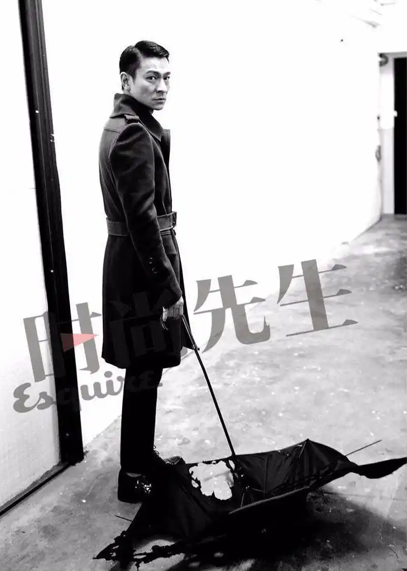 最帅的杂志封面照,刘德华长红30年不老的传奇