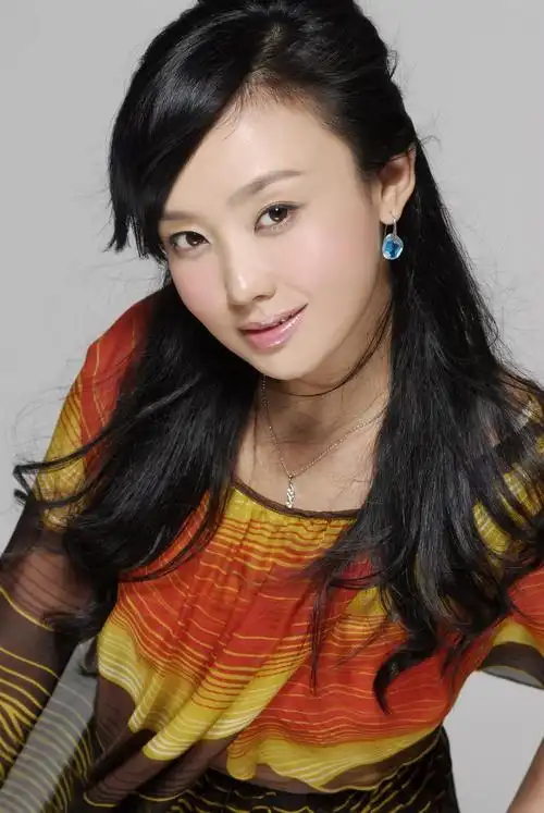 【转载】【美女组图】清纯玉女王子瑜