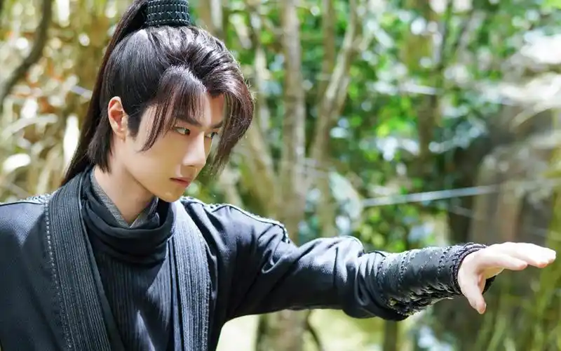 王一博有翡剧照图片桌面壁纸