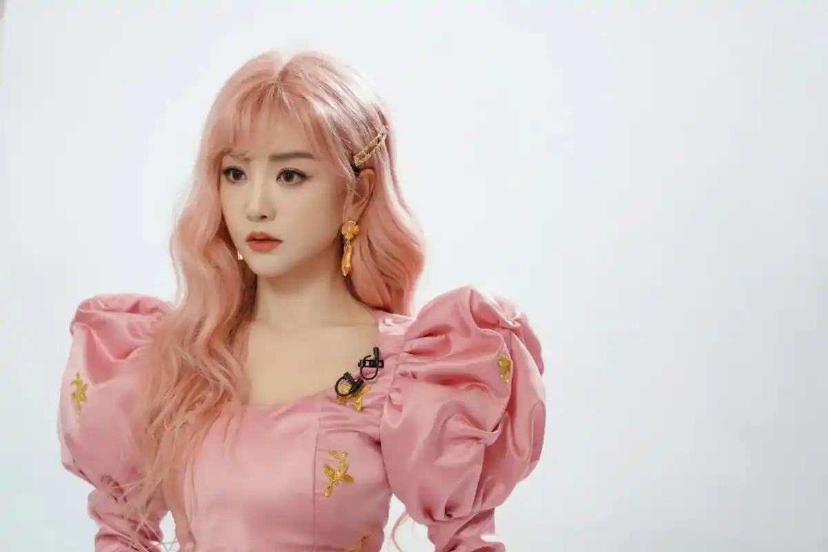 美女明星系列壁纸~杨蓉