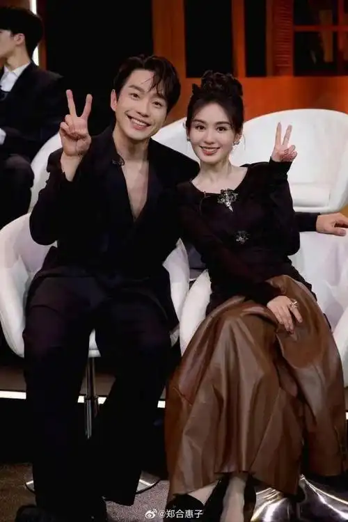 欧阳娜娜毕业造假?张杰遭芒果台背刺? 郑合惠子张栋梁炒cp?