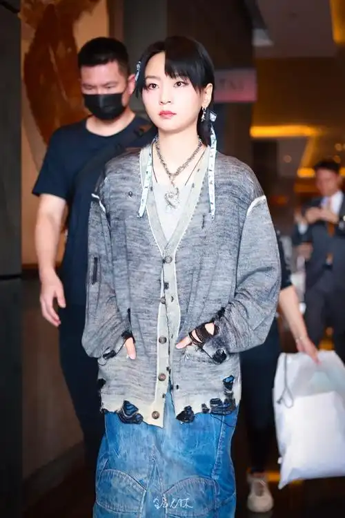 魔方新世界##周笔畅魔方新世界