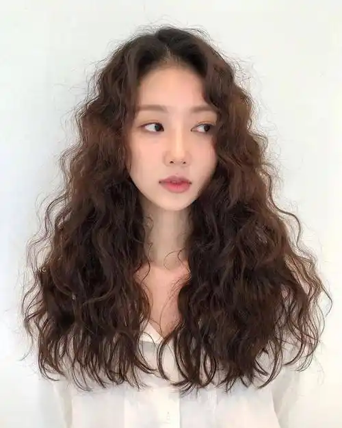 "长发蛋蛋卷"_发型_中国_形象