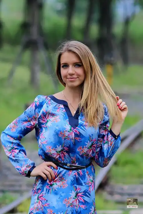 俄罗斯mm-艾莲娜(铁轨篇)