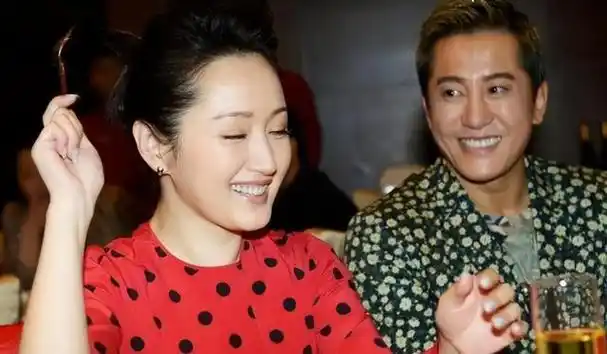 分手27年,赖文峰出狱后结婚回乡下生活,杨钰莹的选择让人心疼