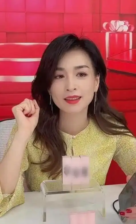 54岁张庭彻底翻身,又开始在国内"巡演",23亿资产已被解封|腾飞|林瑞阳