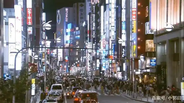 镜头下的1990年代日本东京:经济泡沫破灭前的辉煌时刻