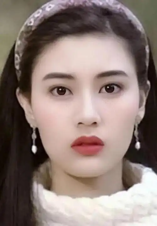 港姐颜值天花板李嘉欣