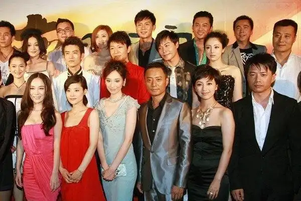 华谊兄弟旗下艺人名单详情华谊兄弟股票分析现状如何