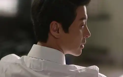 男神李东健老师晚上好