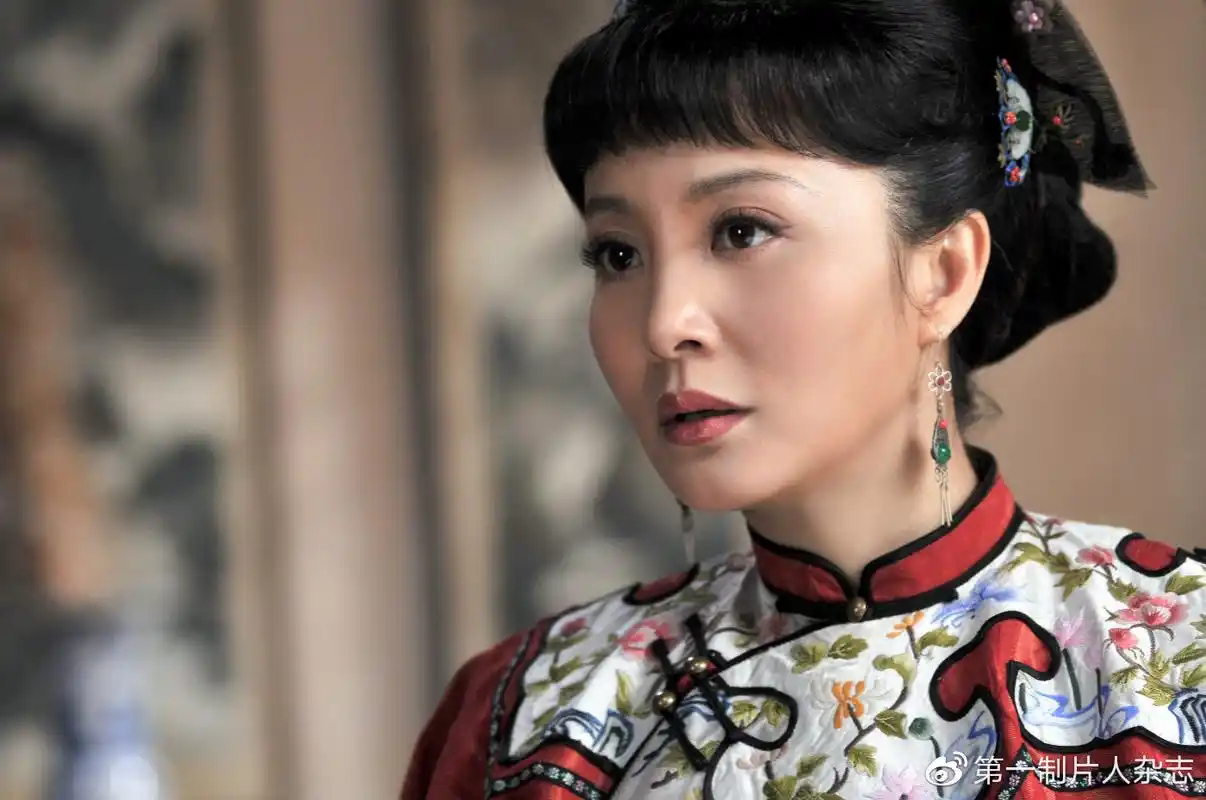 陶红上演年代时装秀大宅门豪情女子演技值爆表