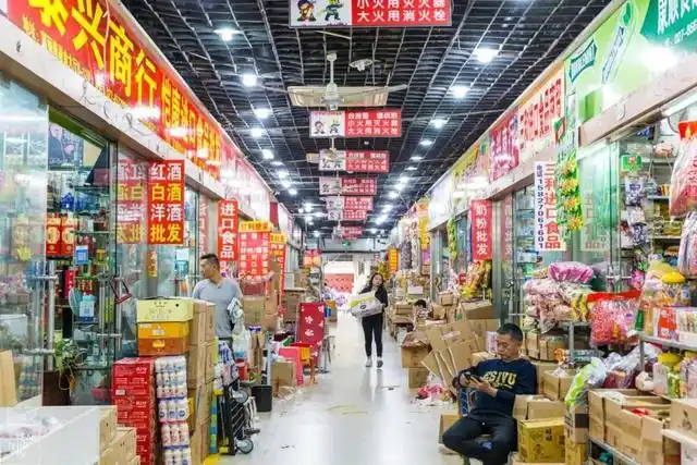 全国最大的食品批发市场,中国哪里的零食工厂最多