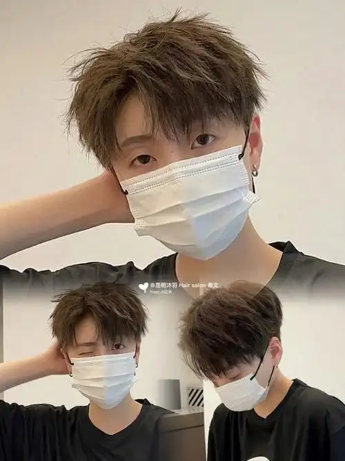 2022最火韩系凌乱微分男生发型推荐