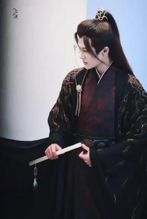 想杀破狼想疯了…来自合集檀健次· 关注合集杀破狼檀健次杀破狼顾昀