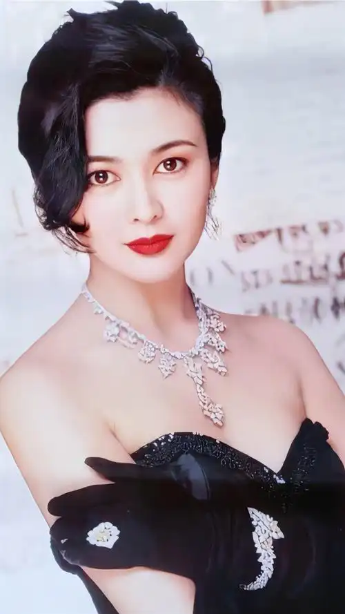 十三姨关之琳时尚写真一代女神靓绝香江