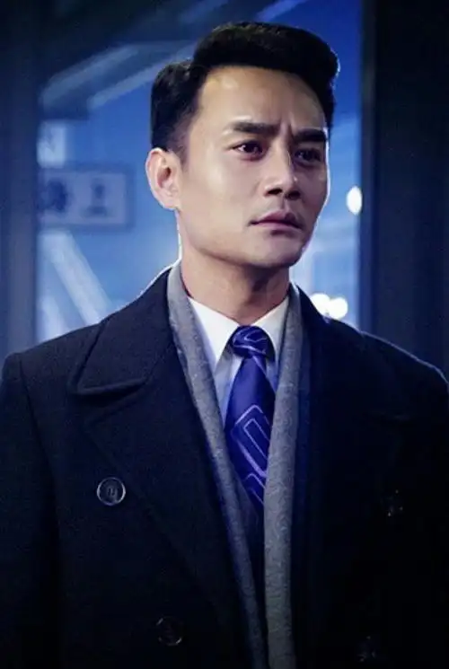 伪装者#明诚,阿诚帅帅哒~诚哥,你这么帅,我想打你,哈哈哈