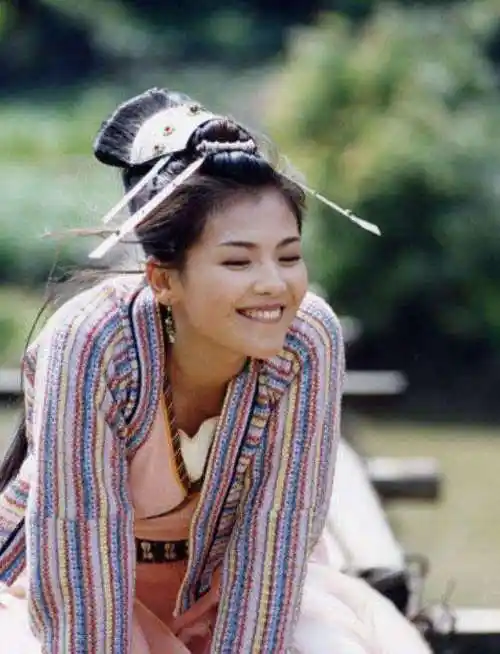 影视作品天龙八部内地版2 集数40集 原著金庸 总制片人张纪中 导演