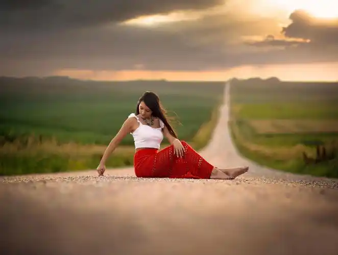 赤脚女孩壁纸1920x1280分辨率查看