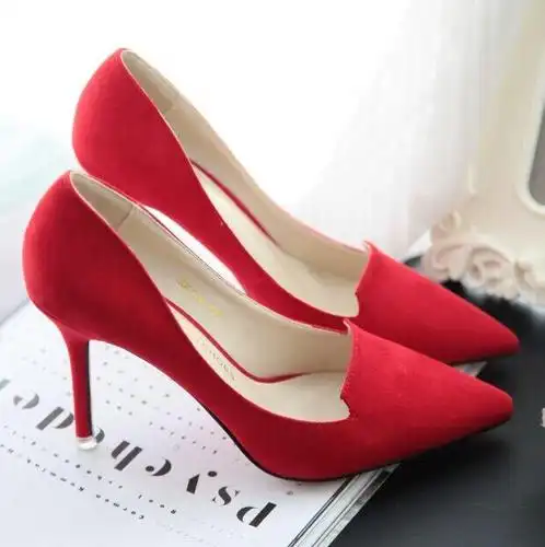 女人都该有一双红色高跟鞋,优雅又时尚,美腻了!