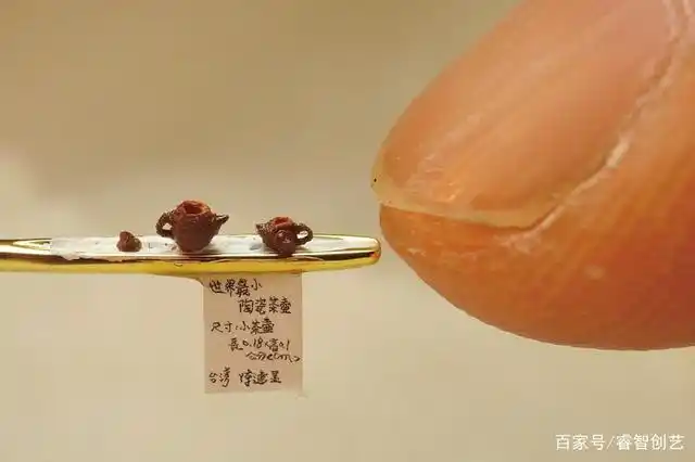 希望从此以新技法去创作自己想做的作品,他因而便陷入令他痴迷的微雕