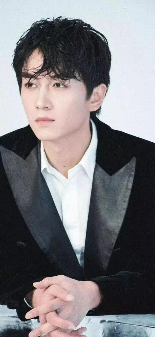 明星壁纸陈晓帅气头像