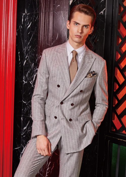 3种常见颜色的西装,哪一种最适合你?