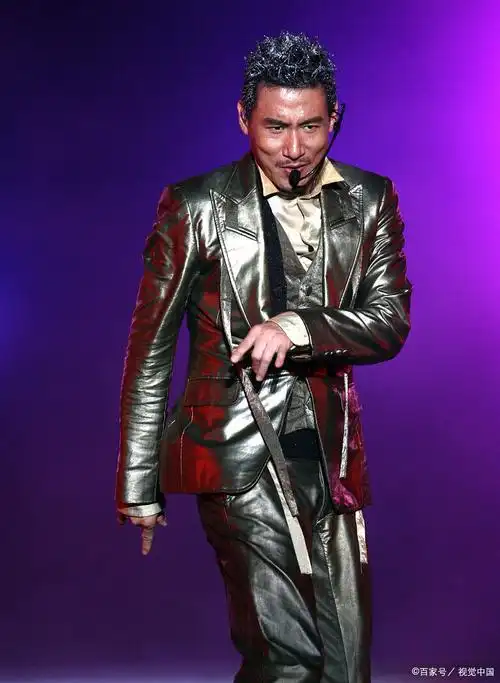 哇塞,听说张学友在台北小巨蛋的巡回演唱会要停办了?