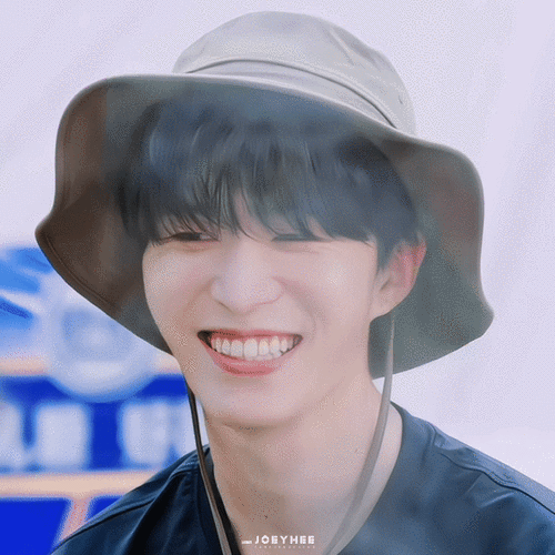 笑起来最漂亮了我的宝贝@范丞丞adam0616#范丞丞现在就出发