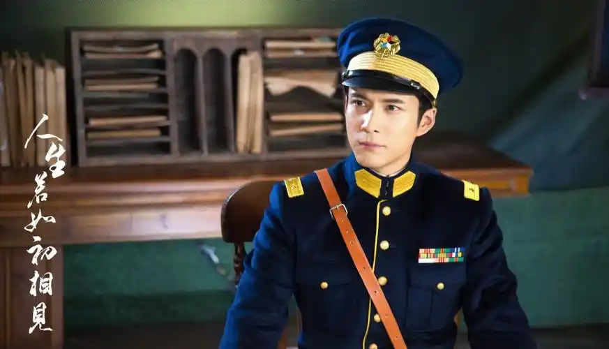 《烈火军校》许凯军装造型帅到没朋友 盘点10位军转男星谁才是军装