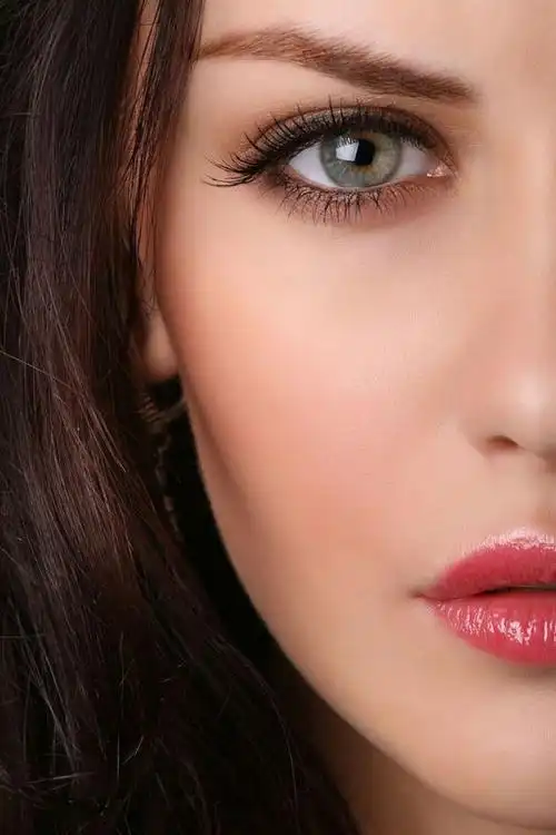 长睫毛红砖美女面部特写高清图片图片素材