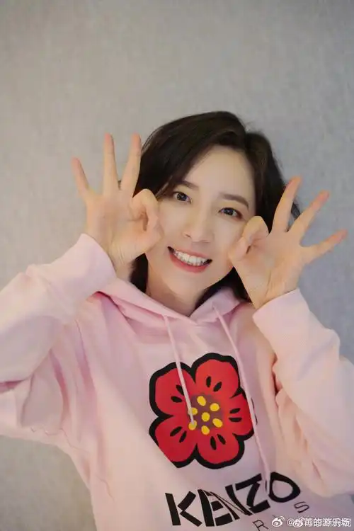 李斯丹妮超话【征集帖】听说@李斯丹妮3月份将带来很多惊喜~这份喜悦