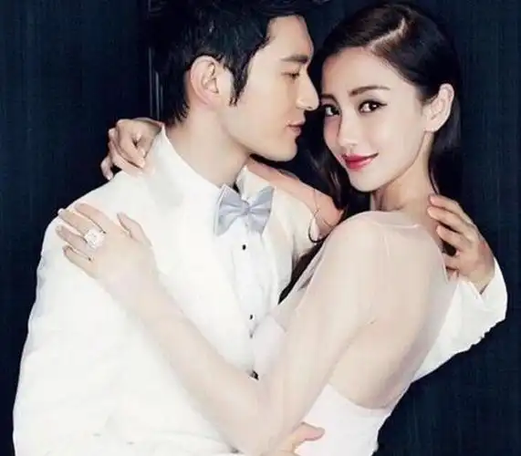 黄晓明和baby官宣离的婚是真的吗 感情被质疑引来网友的猜测