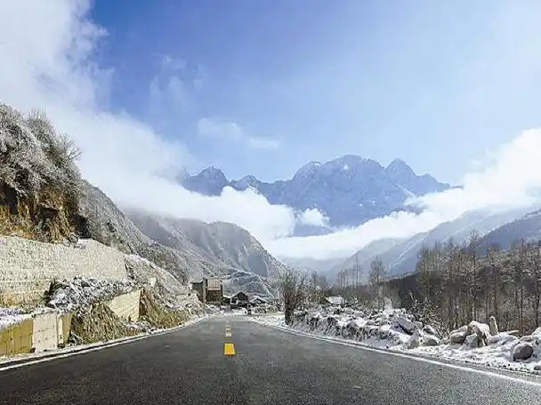 我国"高海拔高寒地区高速公路建设技术"通过评审
