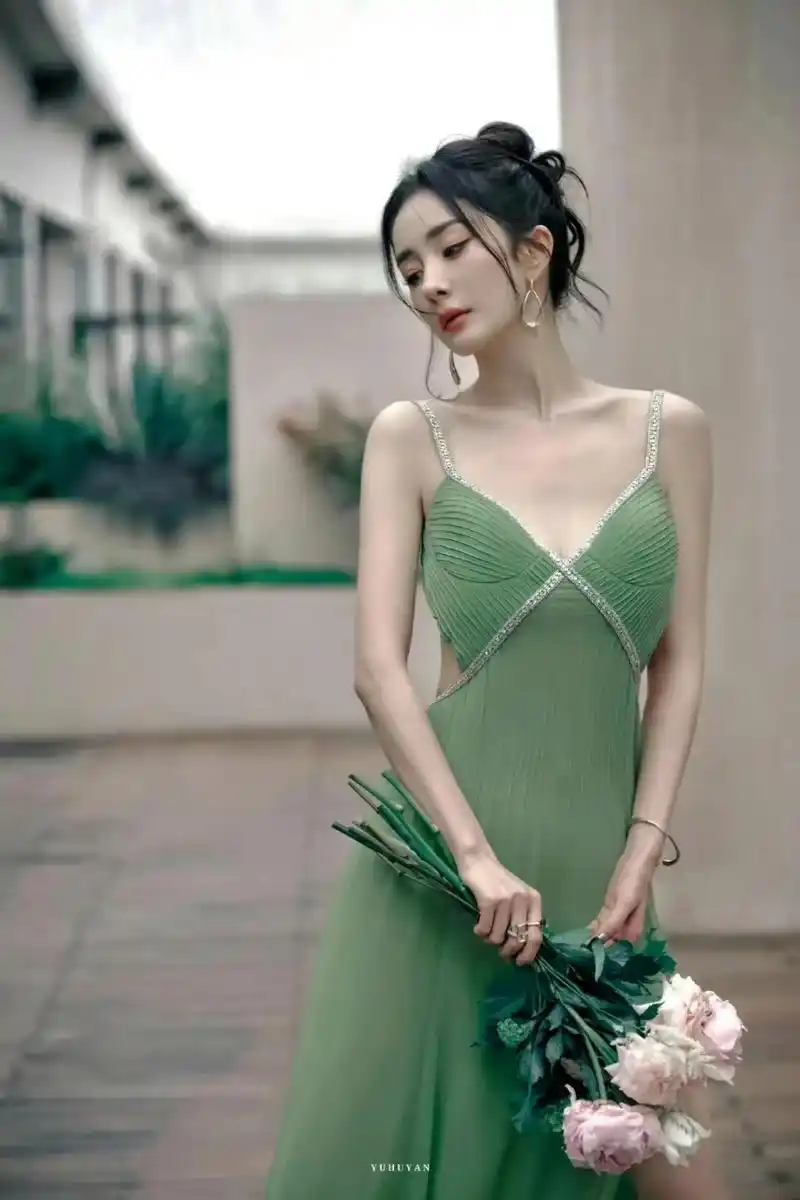 你们想看的杨幂女神图,全新高清出炉了.