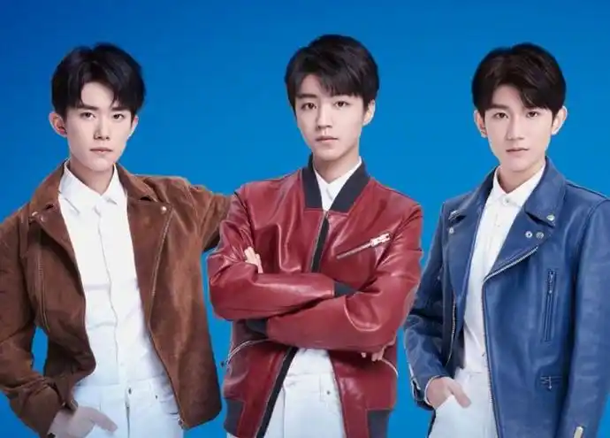 王俊凯易烊千玺为王源庆生 恭喜养成系偶像全都成年!