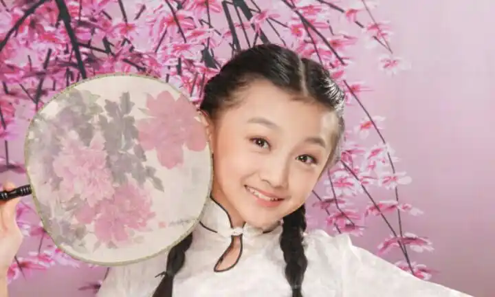 曲芷含河北粉丝后援会