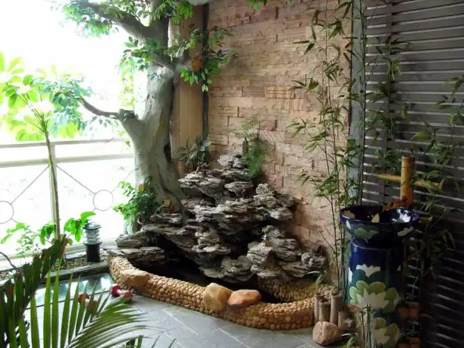 客厅阳台靠墙做个假山效果好吗