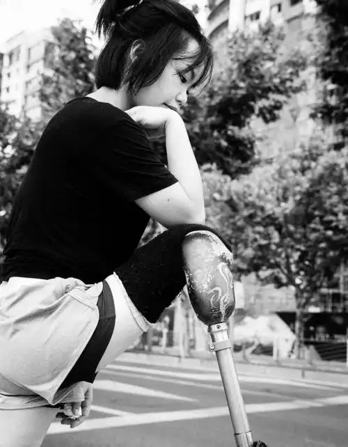 95后独腿女孩当翅膀被折断我依旧是天使