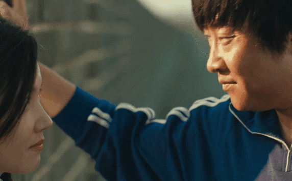 39岁演高中生肥膘油腻满脸褶子遮不住是谁的审美出现问题