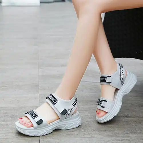 大东官女学生运动风凉鞋夏季简约一字型布面沙滩凉鞋增高厚底女凉