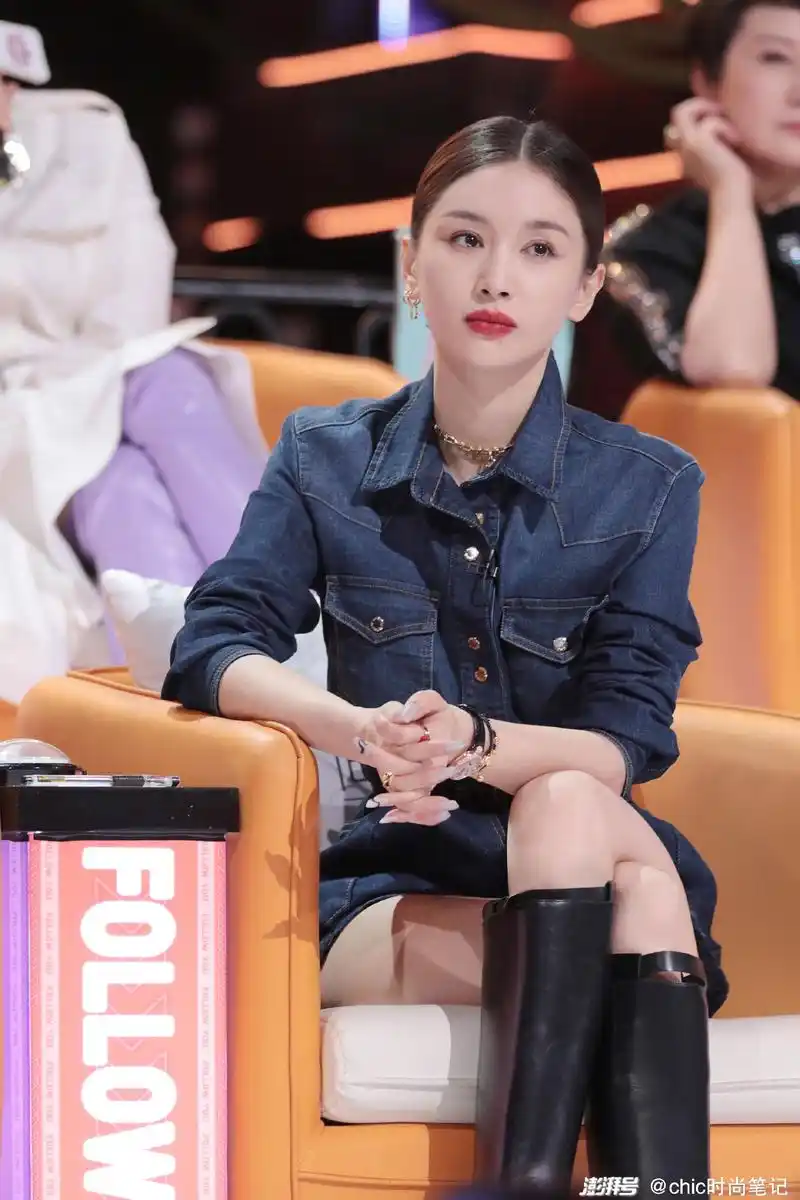 为什么158的王子文穿长筒靴不压个怎样搭长靴才能不艳俗