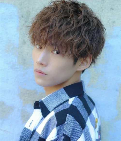 日系空气感纹理烫 绅士型男百搭烫发_男生烫发 - 美发站