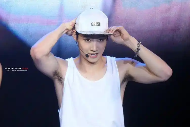 男艺人腋毛鉴赏大会320更新